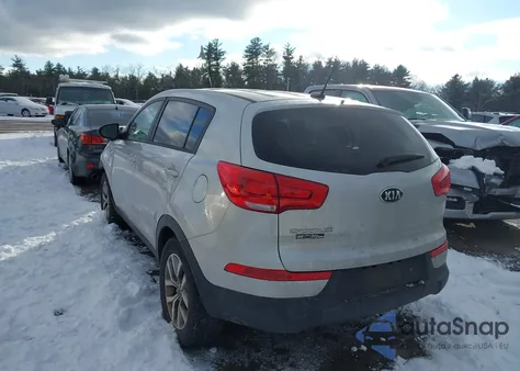 2016 Kia Sportage Lx z USA, uszkodzony, nr VIN KNDPBCACXG7821272